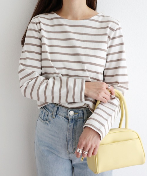 andme(アンドミー)の「コットン長袖クルーネックボーダーTシャツ(Tシャツ/カットソー・レディース・グレイッシュベージュ/ホワイト×パープル/ベージュ系その他/ホワイト×ブラック/ホワイト×ピンク/ホワイト×ブルー・M/L)」の6枚目の写真