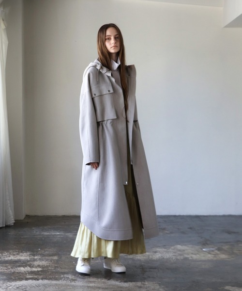 DRESSLAVE(ドレスレイブ)の「rever over size hoodie coat(リバーフーデットロングコート)(その他アウター・レディース・グレー/カーキ・38)」の2枚目の写真