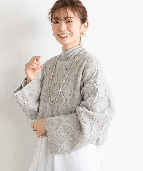 prose verse（プロズヴェール）の「アイレットアーガイルショート丈ニット（ニット/セーター・レディース・オフホワイト/ブラック/グレー/ボルドー・ﾌﾘ-）」の4枚目の写真