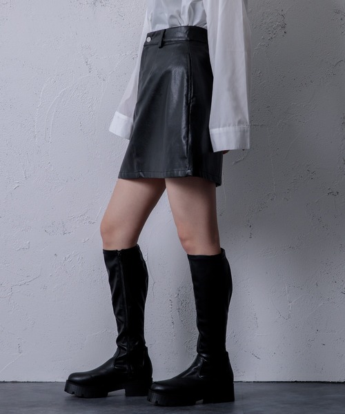 【完売必至】SELF PORTRAIT ブラックレザーミニスカート 秋冬新作 フェイクレザー 黒 ミニスカート | Y's SHOP