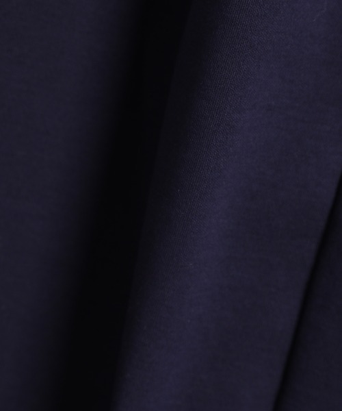 INED（イネド）の「ギャザーネックカットソー《接触冷感》（Tシャツ/カットソー・レディース・ネイビー/オフホワイト/ターコイズブルー/モカ・9号）」の10枚目の写真