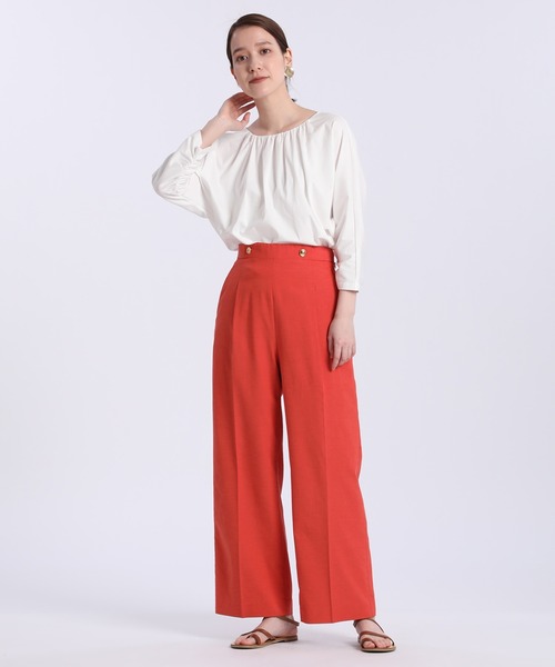 INED（イネド）の「ギャザーネックカットソー《接触冷感》（Tシャツ/カットソー・レディース・ネイビー/オフホワイト/ターコイズブルー/モカ・9号）」の16枚目の写真