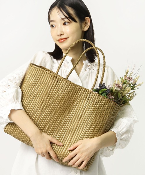 salle de bal(サルデバル)の「【 salle de bal / サルデバル 】メルカド バッグ マルシェバッグ お買い物バッグ(トートバッグ・レディース・ブラック/オフホワイト/ゴールド/グレイッシュベージュ・FREE)」の4枚目の写真