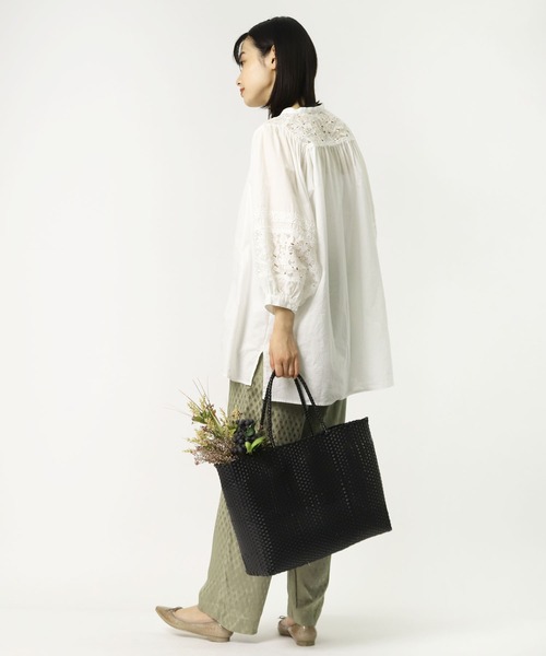 salle de bal(サルデバル)の「【 salle de bal / サルデバル 】メルカド バッグ マルシェバッグ お買い物バッグ(トートバッグ・レディース・ブラック/オフホワイト/ゴールド/グレイッシュベージュ・FREE)」の17枚目の写真