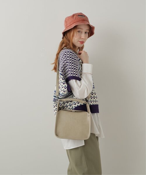 DOUBLE NAME（ダブルネーム）の「持ち手付きスクエア合皮ショルダーBAG（ショルダーバッグ・レディース・ブラック/キナリ・FREE）」の9枚目の写真