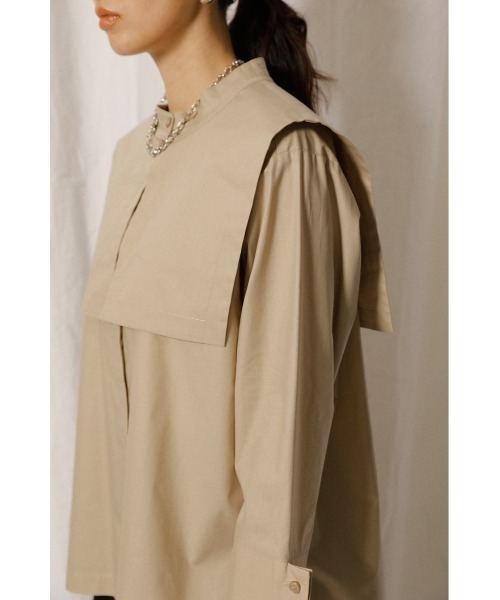 crie conforto（クリーコンフォルト）の「シャイニー取り外しビックカラーブラウス（シャツ/ブラウス・レディース・ホワイト/ブラック/ベージュ・SMALL/MEDIUM）」の12枚目の写真