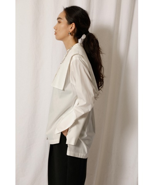 crie conforto（クリーコンフォルト）の「シャイニー取り外しビックカラーブラウス（シャツ/ブラウス・レディース・ホワイト/ブラック/ベージュ・SMALL/MEDIUM）」の22枚目の写真