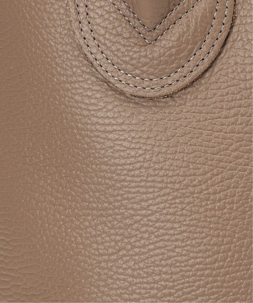 IENA（イエナ）の「《追加2》【YOUNG&OLSEN/ヤングアンドオルセン】EMBOSSED LEATHER HAVERSACK◆（トートバッグ・レディース・ブラック/ナチュラル/グリーン・FREE）」の10枚目の写真