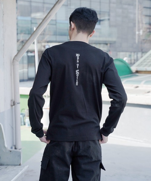 me+em select（ミームセレクト）の「ロゴ入りロングスリーブカットソー（Tシャツ/カットソー・メンズ・ホワイト/ブラック・FREE）」の2枚目の写真