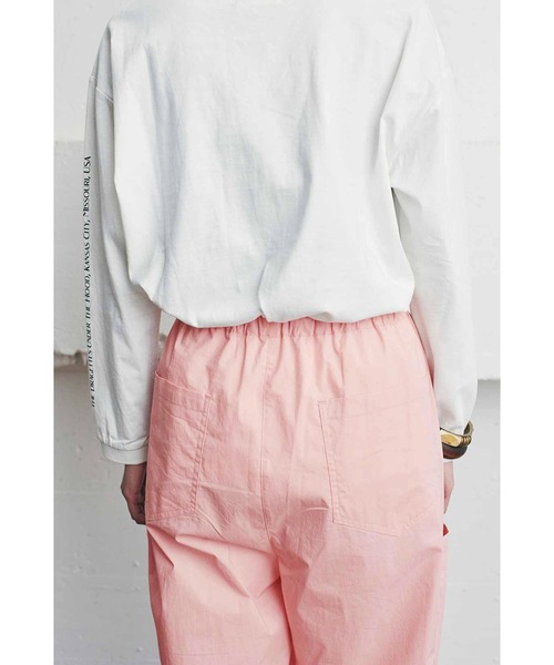 MEDE19F(メデジュウキュウ)の「MEDE19F グラフ誌LIFEフォトプリントTシャツ(Tシャツ/カットソー・レディース・ホワイト×レッド/ホワイト×グレー/ホワイト×ピンク・1/2)」の11枚目の写真