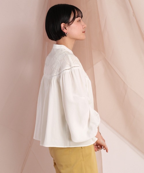 cepo(セポ)の「ペイズリー柄レース ボリュームスリーブブラウス(シャツ/ブラウス・レディース・ベージュ/オフホワイト/オレンジ・M)」の4枚目の写真