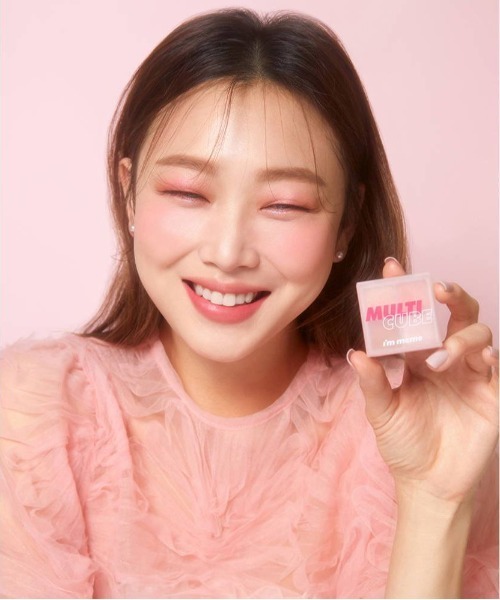 L.H.P(エルエイチピー)の「I’M MEME/アイムミミ/マルチキューブ(アイシャドウ・レディース・ベビーピンク/ピンク/ローズ/ベージュ・FREE)」の2枚目の写真