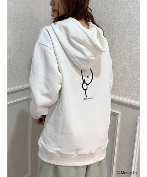 dazzlin（ダズリン）の「dazzlin×miffy かくれんぼフーディー（パーカー・レディース・オフホワイト/グレー/ブラック・FREE）」の2枚目の写真