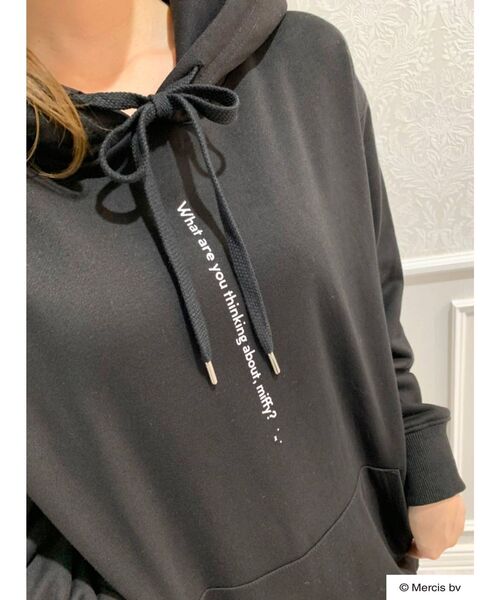 dazzlin（ダズリン）の「dazzlin×miffy かくれんぼフーディー（パーカー・レディース・オフホワイト/グレー/ブラック・FREE）」の8枚目の写真