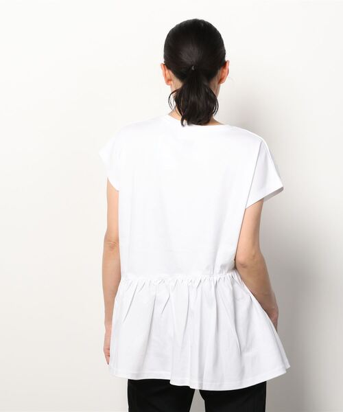 TIGORA(ティゴラ)の「ティゴラ TIGORA SMARTシルケットコットンペプラム半袖Tシャツ(Tシャツ/カットソー・レディース・ブラック/ライトベージュ/ホワイト・XL/M/L/S)」の4枚目の写真