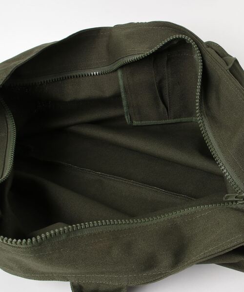 APPLEBUM（アップルバム）の「Logo Canvas Zip Totebag（トートバッグ・メンズ・オリーブ・FREE）」の14枚目の写真
