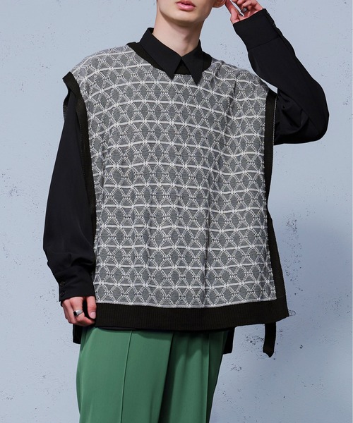 Ellno Loset(エルノロゼット)の「フクレジャガードニットベスト/セットアップ対応(ベスト・メンズ・ブラック・MEDIUM/LARGE)」の18枚目の写真
