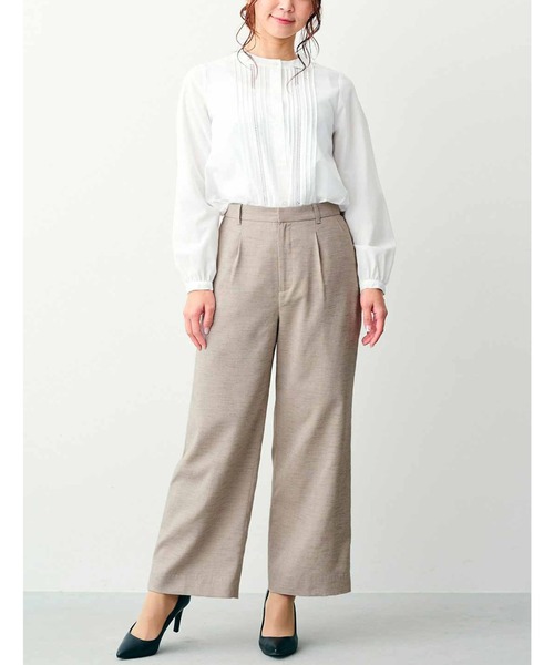 IEDIT(イディット)の「IEDIT スーツ屋さん監修 美脚がかなうリネン見えセミワイドパンツ〈リネンベージュ〉(スーツパンツ・レディース・ベージュ・MEDIUM/LARGE/X-LARGE/XX-LARGE)」の3枚目の写真