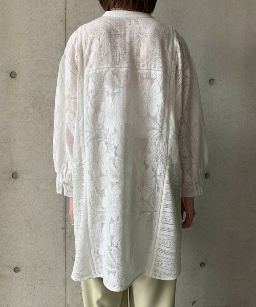 CAPRICIEUX LE'MAGE（カプリシューレマージュ）の「パネルレースシャツ（シャツ/ブラウス・レディース・ブラック/ホワイト・FREE）」の21枚目の写真