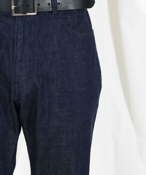 WhoWhat（フーワット）の「who what DENIM SLIM FLARE PANTS（デニムパンツ・メンズ・インディゴブルー/ブラック/White・M/S）」の8枚目の写真