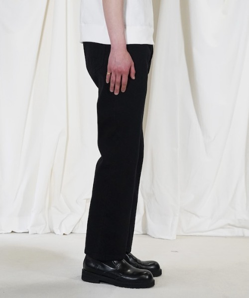 WhoWhat（フーワット）の「who what DENIM SLIM FLARE PANTS（デニムパンツ・メンズ・インディゴブルー/ブラック/White・M/S）」の14枚目の写真