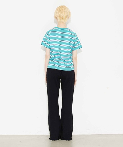 X-girl(エックスガール)の「STRIPED S/S BABY TEE/ストライプ/ボーダー/ロゴ刺繍 ちびT/コンパクトTシャツ(Tシャツ/カットソー・レディース・グリーン/ベージュ/ブラック・M/S)」の13枚目の写真