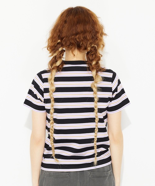 X-girl(エックスガール)の「STRIPED S/S BABY TEE/ストライプ/ボーダー/ロゴ刺繍 ちびT/コンパクトTシャツ(Tシャツ/カットソー・レディース・グリーン/ベージュ/ブラック・M/S)」の22枚目の写真