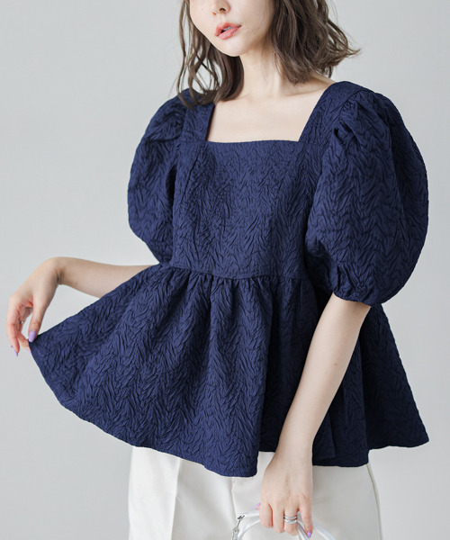 SUGAR BISKET（シュガービスケット）の「パフスリーブペプラムブラウス（シャツ/ブラウス・レディース・ホワイト/ネイビー/イエロー/ミント/グレイッシュベージュ・M/L）」の5枚目の写真