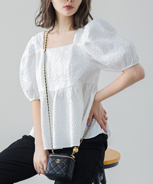 SUGAR BISKET（シュガービスケット）の「パフスリーブペプラムブラウス（シャツ/ブラウス・レディース・ホワイト/ネイビー/イエロー/ミント/グレイッシュベージュ・M/L）」の22枚目の写真