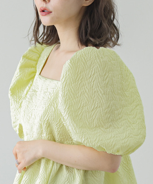 SUGAR BISKET（シュガービスケット）の「パフスリーブペプラムブラウス（シャツ/ブラウス・レディース・ホワイト/ネイビー/イエロー/ミント/グレイッシュベージュ・M/L）」の18枚目の写真