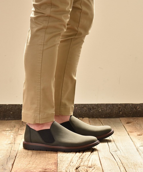 SVEC（シュベック）の「ローカット サイドゴア スリッポン スニーカー（スリッポン・メンズ・ブラック/ブラウン/ネイビー・41/44/42/40/46/43/45）」の6枚目の写真