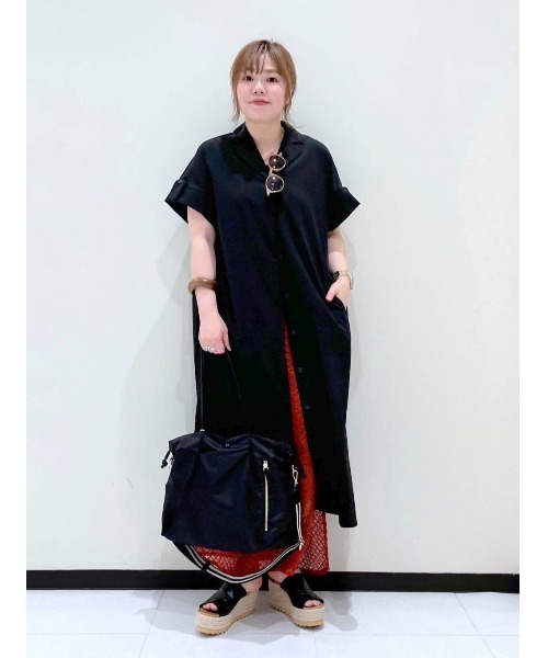 HEREIAM(ヘレイアム)の「【HEREIAM】撥水/ルーズフィットドレス(ワンピース・レディース・ブラック/ベージュ・SMALL/MEDIUM)」の21枚目の写真