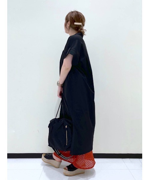 HEREIAM(ヘレイアム)の「【HEREIAM】撥水/ルーズフィットドレス(ワンピース・レディース・ブラック/ベージュ・SMALL/MEDIUM)」の22枚目の写真