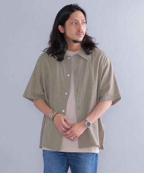 SHIPS（シップス）の「*SHIPS: 楊柳 ストライプ リラックスフィット ショートスリーブ シャツ（シャツ/ブラウス・メンズ・ベージュ/ネイビー/グレー・SMALL/MEDIUM/LARGE）」の2枚目の写真