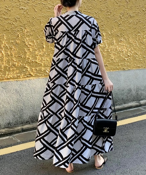 FREE STYLISTS(フリー スタイリスト)の「バンドカラーティアードシャツワンピース(シャツワンピース・レディース・ブラック/オレンジ/グリーン/ホワイト・FREE)」の13枚目の写真