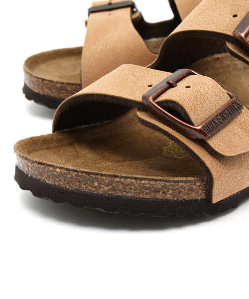 BIRKENSTOCK（ビルケンシュトック）の「【15cm～22cmまで対応】【キッズ】ARIZONA BFN Brushed Brown(KIDS)（サンダル・キッズ・ライトブラウン・32/28/33/34/26/27/30/29/31）」の5枚目の写真