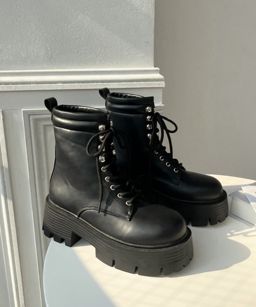 moment+（モーメントプラス）の「厚底レースアップブーツ（ブーツ・レディース・ブラック・L/M/S/LL）」の4枚目の写真