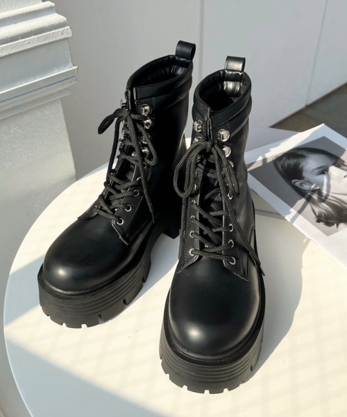moment+（モーメントプラス）の「厚底レースアップブーツ（ブーツ・レディース・ブラック・L/M/S/LL）」の13枚目の写真