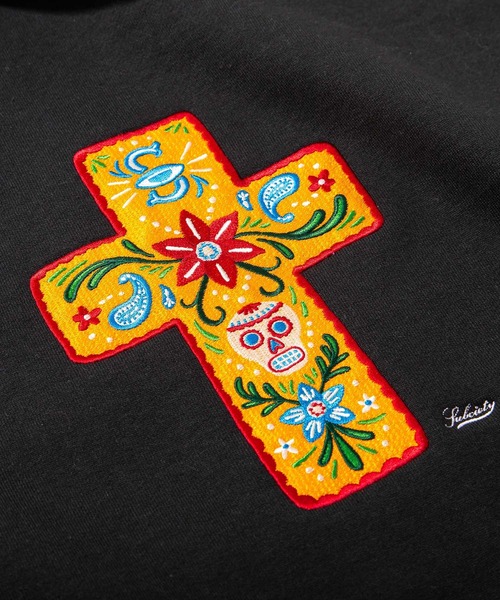 Subciety（サブサエティ）の「EMBROIDERY CROSS PARKA（パーカー
