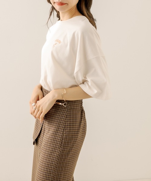 OLIVE des OLIVE(オリーブデオリーブ)の「花アソートビックTシャツ(Tシャツ/カットソー・レディース・ブラック/オフホワイト/ピンク/アイボリー・FREE)」の16枚目の写真