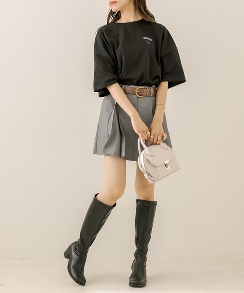 OLIVE des OLIVE(オリーブデオリーブ)の「花アソートビックTシャツ(Tシャツ/カットソー・レディース・ブラック/オフホワイト/ピンク/アイボリー・FREE)」の18枚目の写真