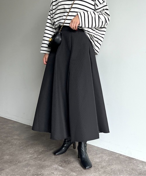 prose verse（プロズヴェール）の「キルティングジャガードフレアスカート（スカート・レディース・ホワイト系その他/ブラック/ホワイト・MEDIUM）」の6枚目の写真