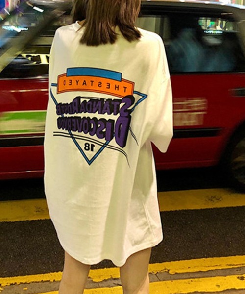 meJane(ミージェーン)の「バックストリートプリントロゴTシャツ【ZOZOTOWN限定】(Tシャツ/カットソー・レディース・ホワイト/ブラック・FREE)」の1枚目の写真