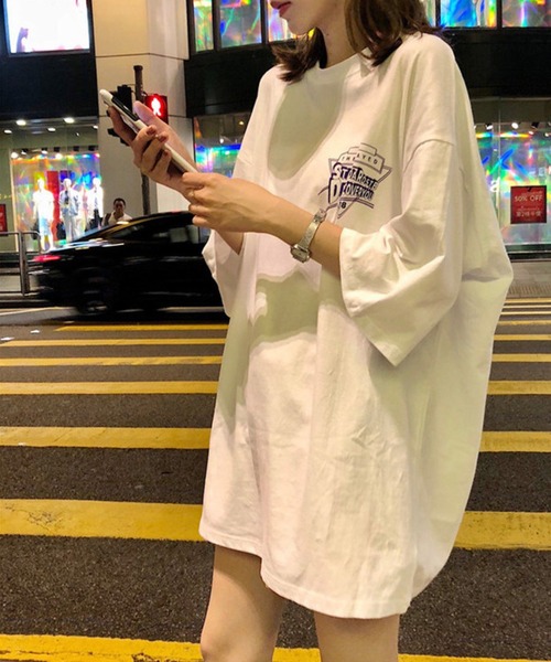 meJane(ミージェーン)の「バックストリートプリントロゴTシャツ【ZOZOTOWN限定】(Tシャツ/カットソー・レディース・ホワイト/ブラック・FREE)」の9枚目の写真