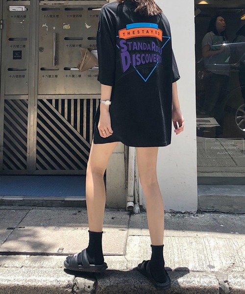 meJane(ミージェーン)の「バックストリートプリントロゴTシャツ【ZOZOTOWN限定】(Tシャツ/カットソー・レディース・ホワイト/ブラック・FREE)」の15枚目の写真