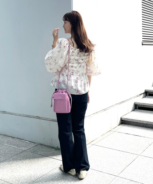 OPAQUE.CLIP（オペークドットクリップ）の「◆フラップポケットミニポシェット（ショルダーバッグ・レディース・ブラック/ダークグリーン/オフホワイト/ベビーピンク・00）」の10枚目の写真