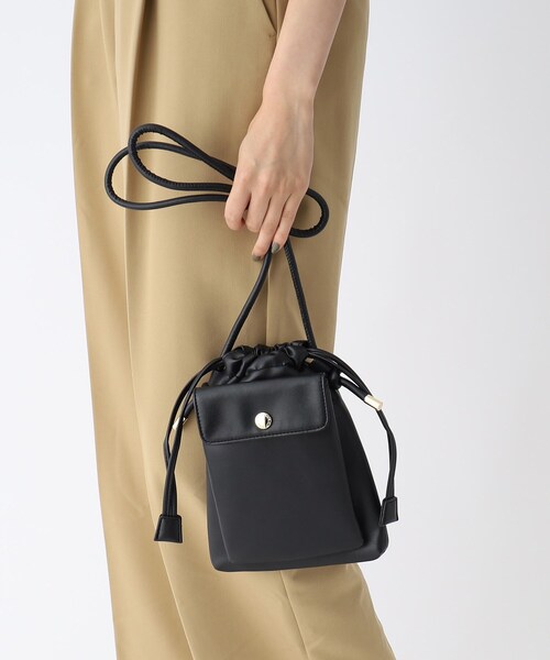 OPAQUE.CLIP（オペークドットクリップ）の「◆フラップポケットミニポシェット（ショルダーバッグ・レディース・ブラック/ダークグリーン/オフホワイト/ベビーピンク・00）」の18枚目の写真