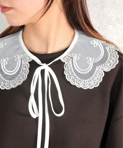 emesuelee（エメスーリー）の「バリエーションレース付け襟 刺しゅう シースルー 春夏（付け襟・レディース・ホワイト系2/ホワイト系1/ブラック系4/ブラック系3/ホワイト系3/ホワイト/ホワイト系4/ブラック/ブラック系1/ホワイト系5/ブラック系2/ホワイト系7/ブラック系5/ブラック系6/ホワイト系6/ホワイト系9/イエロー/ホワイト系8/ブラック系7・フリー）」の10枚目の写真