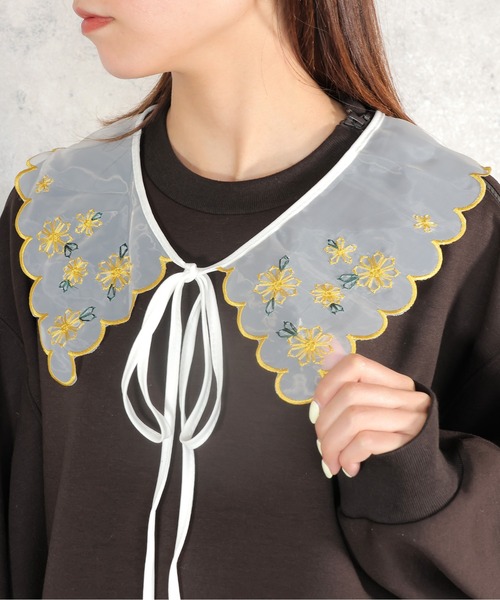 emesuelee（エメスーリー）の「バリエーションレース付け襟 刺しゅう シースルー 春夏（付け襟・レディース・ホワイト系2/ホワイト系1/ブラック系4/ブラック系3/ホワイト系3/ホワイト/ホワイト系4/ブラック/ブラック系1/ホワイト系5/ブラック系2/ホワイト系7/ブラック系5/ブラック系6/ホワイト系6/ホワイト系9/イエロー/ホワイト系8/ブラック系7・フリー）」の19枚目の写真