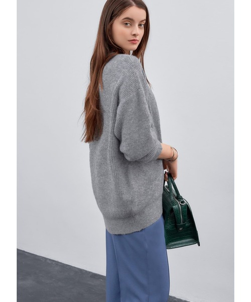STYLE DELI(スタイルデリ)の「ブークレ調ゆる畦コクーンニット(ニット/セーター・レディース・グレー/ネイビー/バーガンディー・FREE)」の5枚目の写真